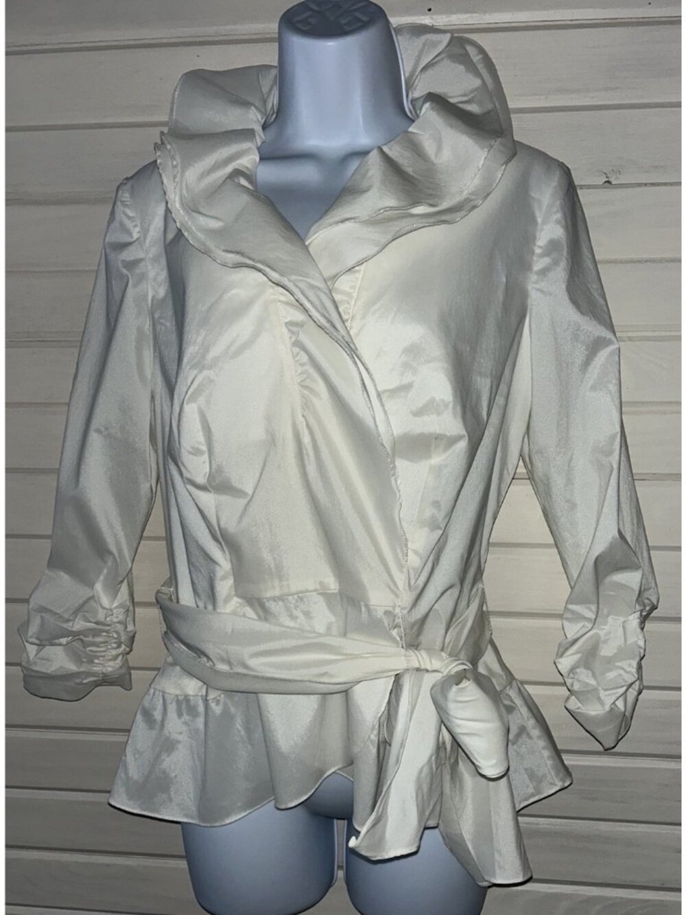 Tadashi Shoji Sz 6 Ivory Ruffle Blouse 3/4 Sleeve Cocktail Formal Top Peplum EUC
